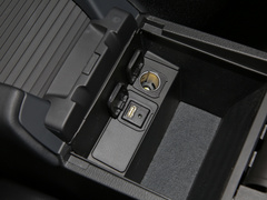 2020款 2.0L 自动两驱蓝天活力版