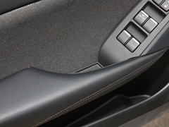2020款 2.0L 自动两驱蓝天活力版
