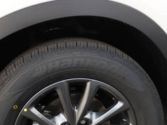 2020款 2.0L 自动两驱蓝天探索版