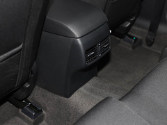 2020款 2.0L 自动两驱蓝天探索版
