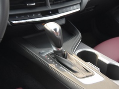 2020款 28T 精英型