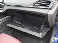 2020款 28T 精英型
