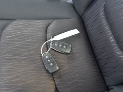 2019款 PLUS 宜家版 1.8L 豪华型