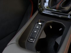 2020款 1.5L CVT  24小时在线豪华型