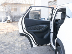 2020款 1.5L 手动24小时在线精英型