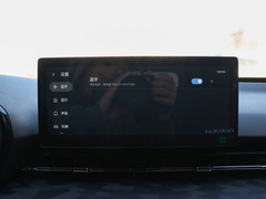2020款 1.5L 手动24小时在线精英型