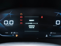 2020款 1.5L 手动24小时在线精英型