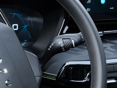 2020款 1.5L 手动24小时在线精英型