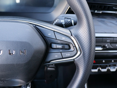 2020款 1.5L 手动24小时在线精英型