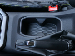 2020款 1.5L 手动24小时在线精英型