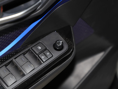 2020款 2.0L 领先版