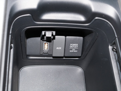 2020款 耀目版 240TURBO CVT两驱舒适版