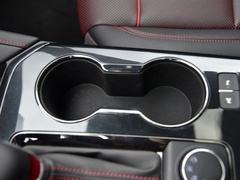 2020款 RS 650T Twin-Clutch四驱7座擎版