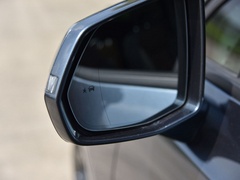 2020款 RS 650T Twin-Clutch四驱7座擎版