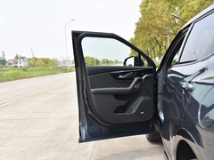 2020款 RS 650T Twin-Clutch四驱7座擎版