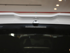 2020款 2.5L 自动四驱旗舰版