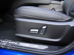 2020款 2.0T 四驱i悦