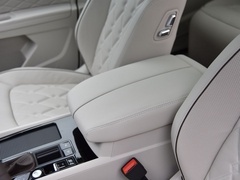 2020款 380TSI 旗舰版