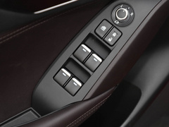 2020款 2.0L 自动两驱蓝天品位版