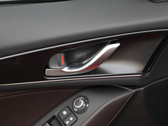 2020款 2.0L 自动两驱蓝天品位版