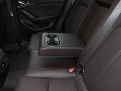 2020款 2.0L 自动两驱蓝天品位版