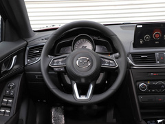 2020款 2.0L 自动两驱蓝天品位版