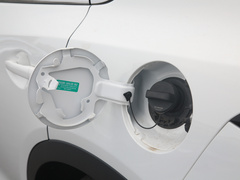 2020款 2.0L 自动两驱蓝天领先版
