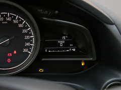 2020款 2.5L 自动两驱蓝天驾趣版