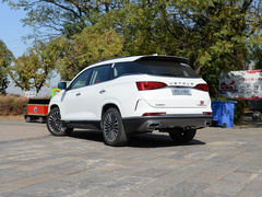 2020款 1.5T 手动发现版 6座