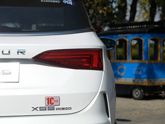2020款 1.5T 手动发现版 6座