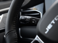 2020款 1.5T 手动发现版 6座