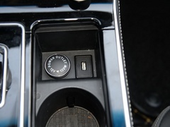 2020款 1.5T 手动发现版 6座