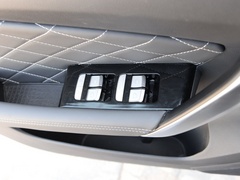 2020款 1.5T 手动发现版 6座