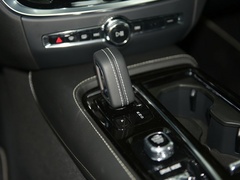 2020款 T8 E驱混动 四驱智雅运动版