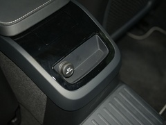 2020款 T8 E驱混动 四驱智雅运动版