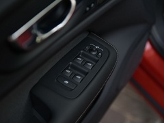 2020款 T8 E驱混动 四驱智雅运动版