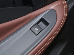 2020款 20T 两驱豪华型
