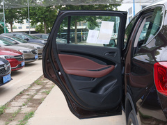 2020款 20T 两驱豪华型