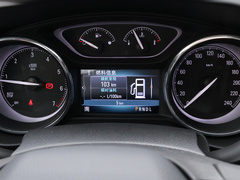 2020款 20T 两驱豪华型