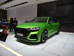 2021款 RS Q8 4.0T 尊享版