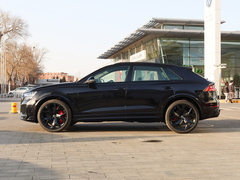 2021款 RS Q8 4.0T 尊享版