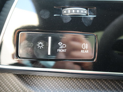 2021款 RS Q8 4.0T 尊享版