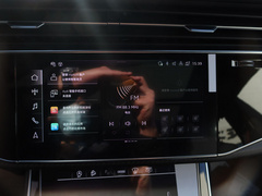 2021款 RS Q8 4.0T 尊享版