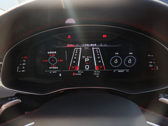 2021款 RS Q8 4.0T 尊享版