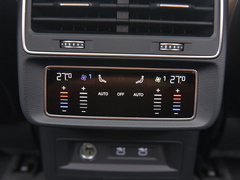 2021款 RS Q8 4.0T 尊享版