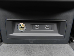 2021款 RS Q8 4.0T 尊享版