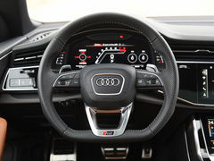2021款 RS Q8 4.0T 尊享版