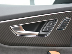 2021款 RS Q8 4.0T 尊享版