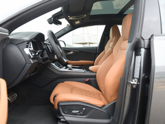 2021款 RS Q8 4.0T 尊享版