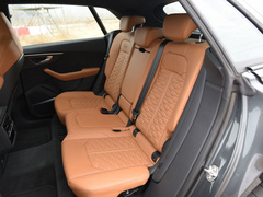 2021款 RS Q8 4.0T 尊享版